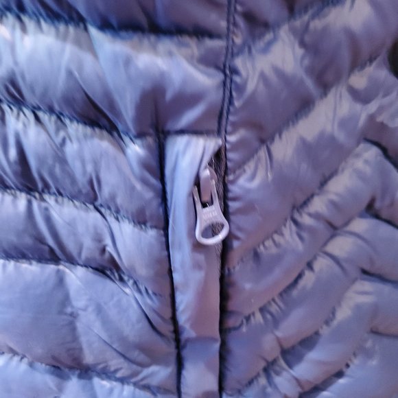 Two Toned Blue Down Vest (Small) - Picture 2 of 9